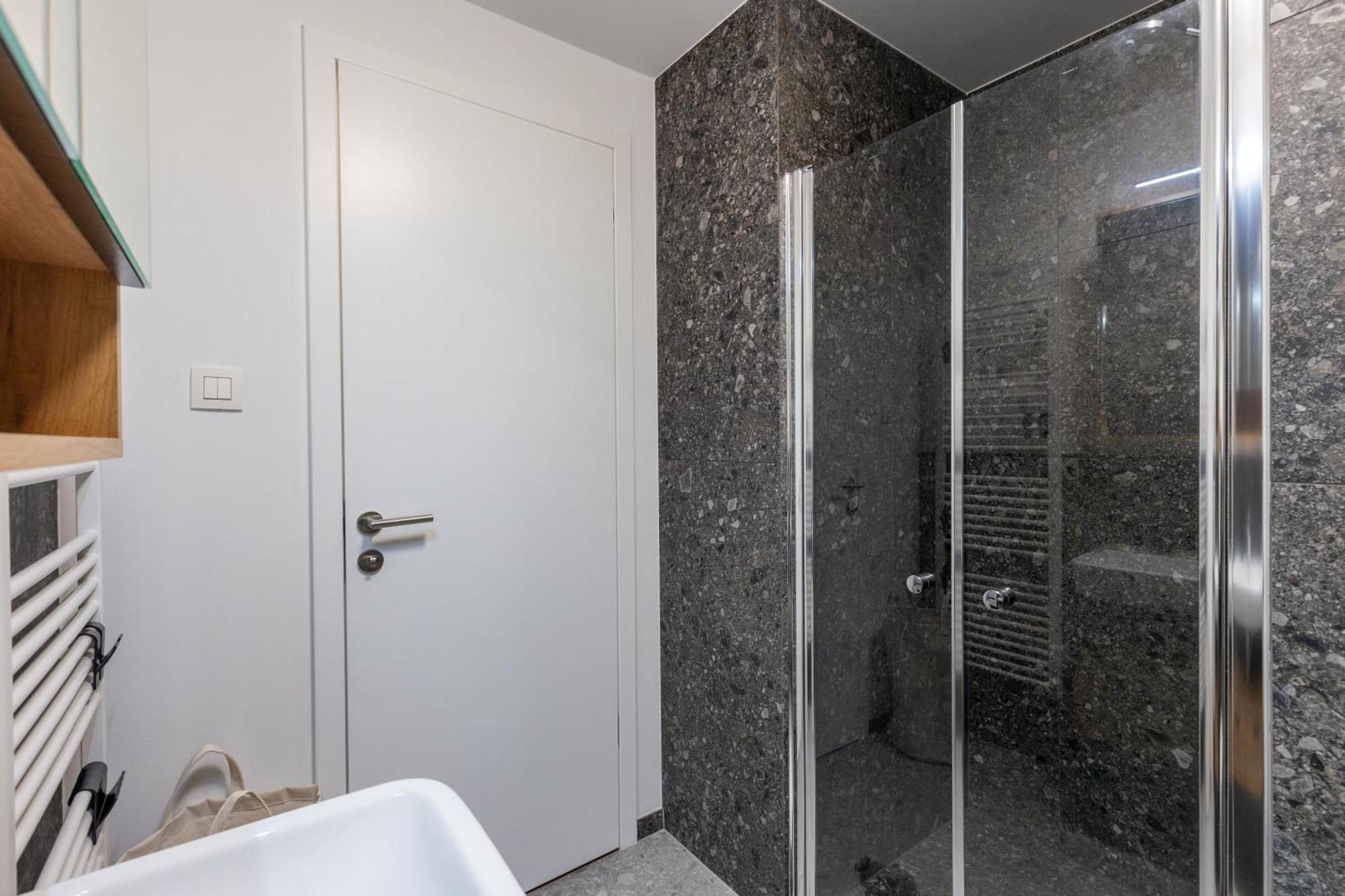 Bnb Slovakia Guthaus 64D Братислава Экстерьер фото